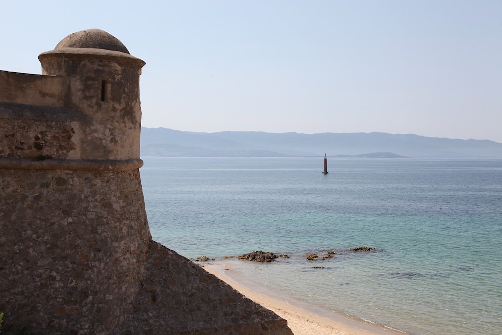 Corse (2014)