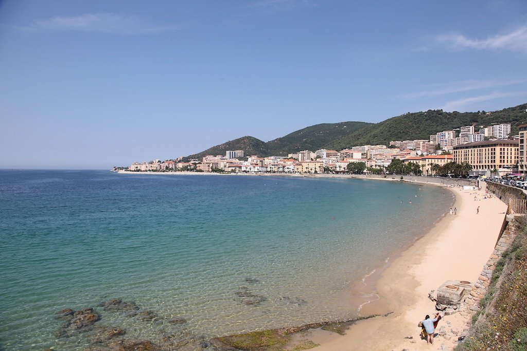 Corse (2014)