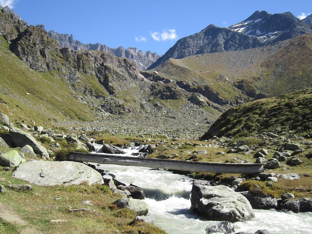 Cabanes Valsorey, Vélan