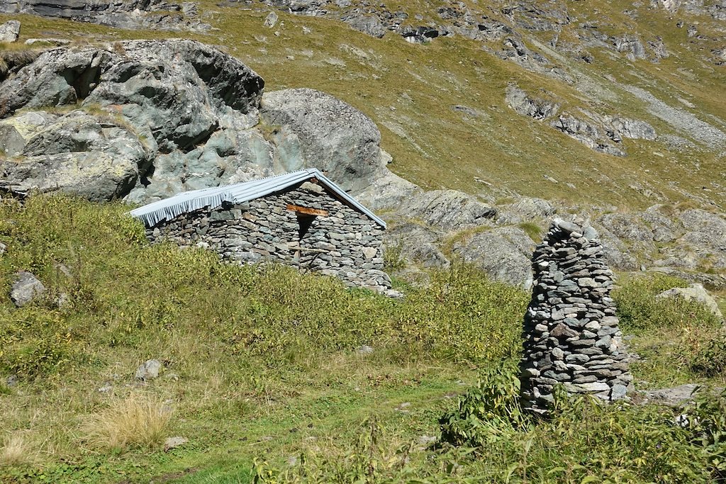 Fionnay, Ecurie du Crêt, Col de Sarshlau, Le Dâ, Col du Bec d'Aigle, Louvie (26.09.2018)