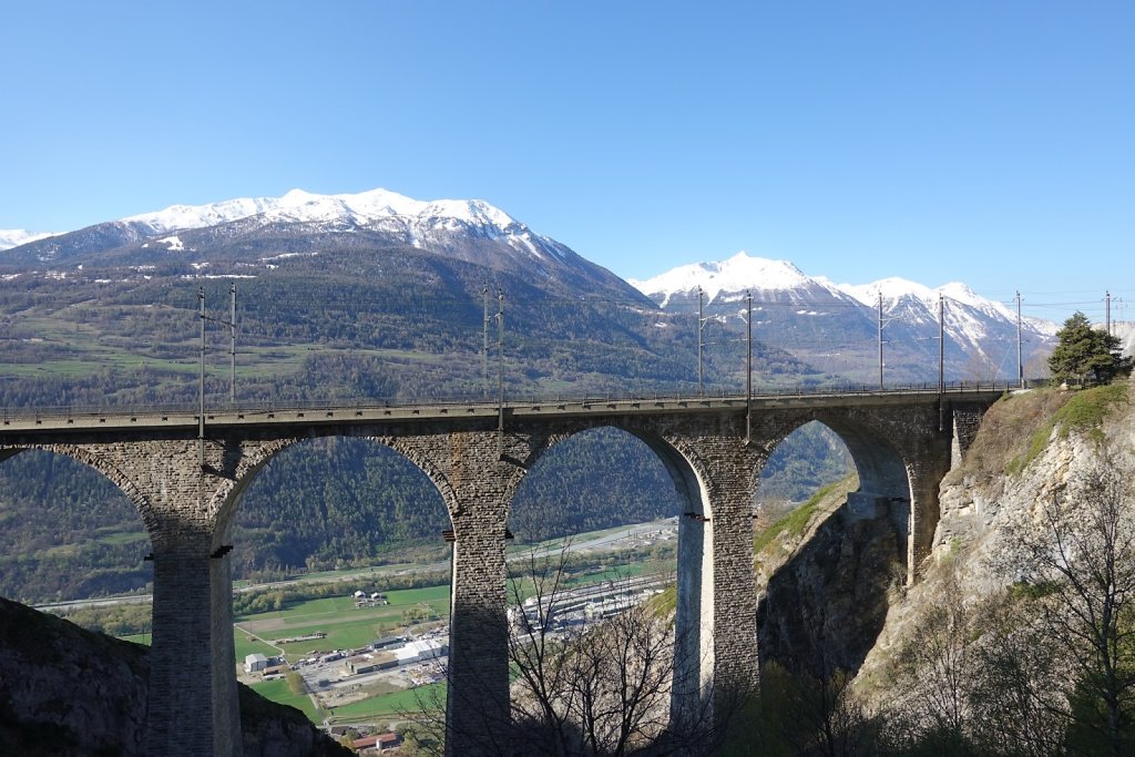 Rampe sud du Lötschberg: Hohtenn à Ausserberg (20.04.2019)